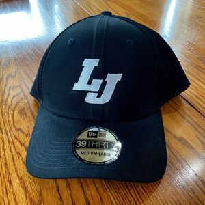 New Era 39Thirty fitted “LJ” black cap - sz med-large